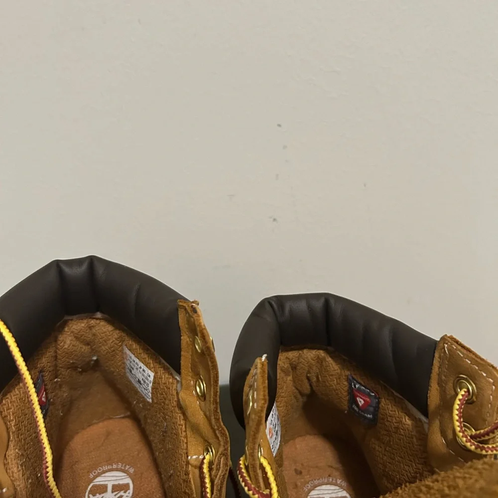 Timberlands - Picture 4 of 4